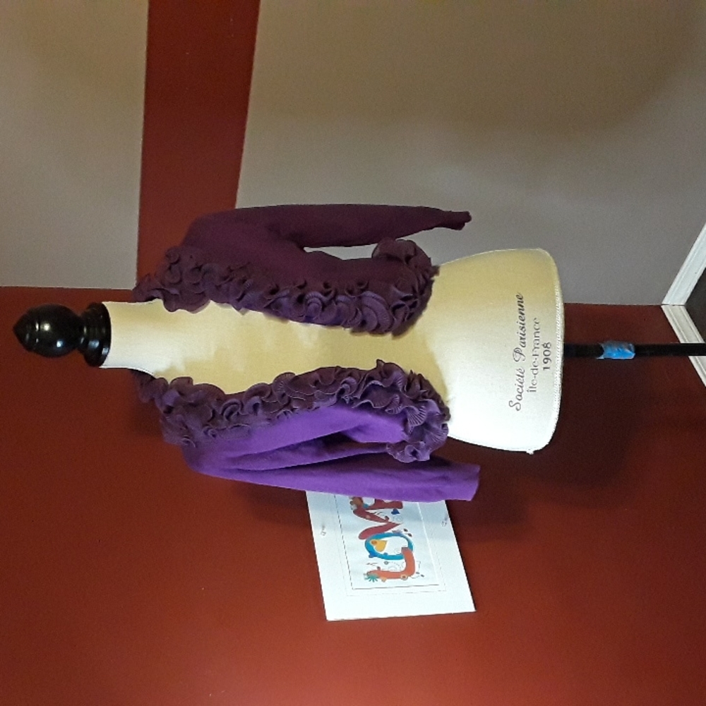 Beautiful Roman's sweater - Picture 8 of 8